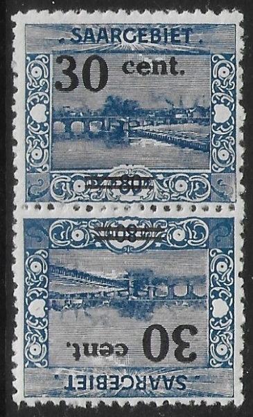 1921 SAAR  SG.76a 30c on 80pf blue 'tete beche' pair. U/M (MNH)