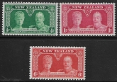1935  New Zealand   - SG.573-5 KGV Silver Jubilee set lightly mounted mint.  cat. value £20.00