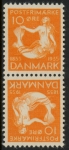 1935 Denmark SG.294a Hans Andeson 10ö orange vertical Tête-bêche pair U/M (MNH)